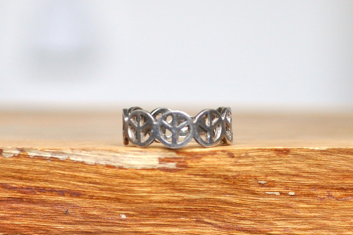 Calming Sterling Silver Peace Symbol Toe/Knuckle Ring - Size 5 - 925 P ...