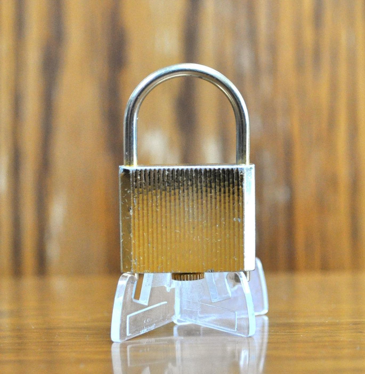Vintage Rivo Analog Mechanical Swiss Made Lock Shaped Pocket Watch - N ...